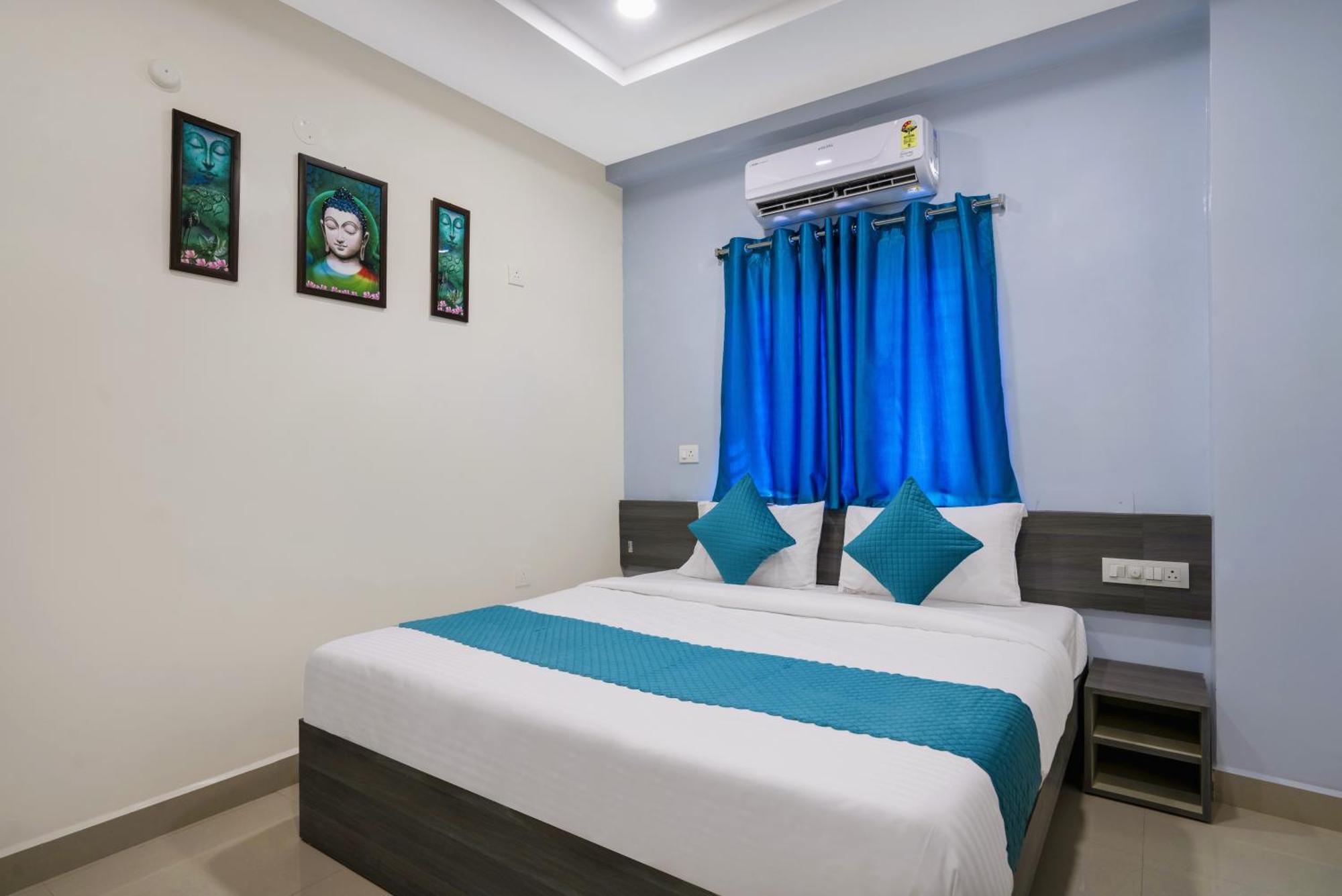 The Balcony Suites Hyderabad Esterno foto